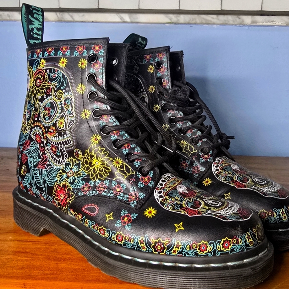 Day Of The Dead 1460 Dr.Martens Skull Pattern Boots